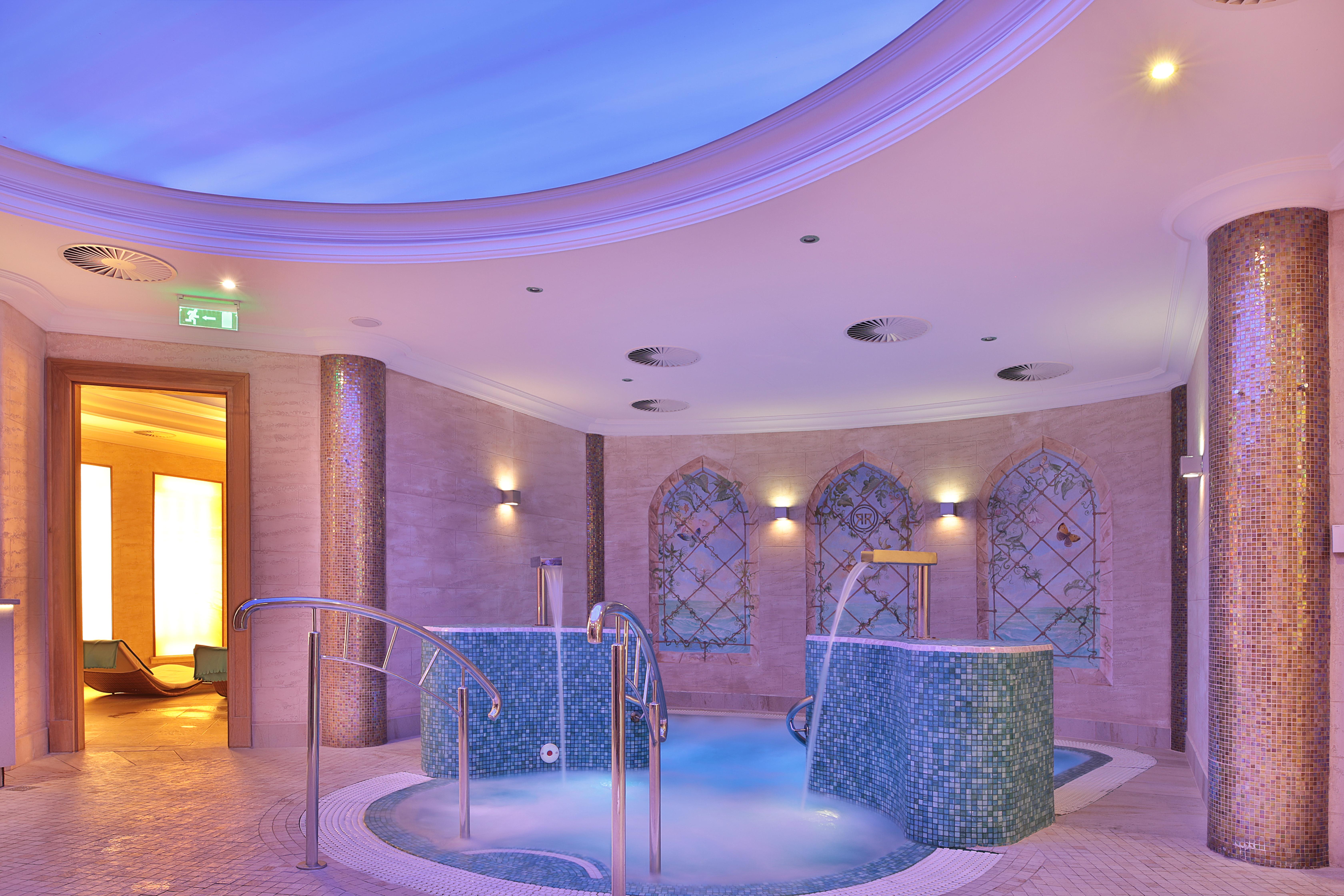 Retro Riverside Wellness Resort Karlovy Vary Exterior photo Spa at the Grand Hotel