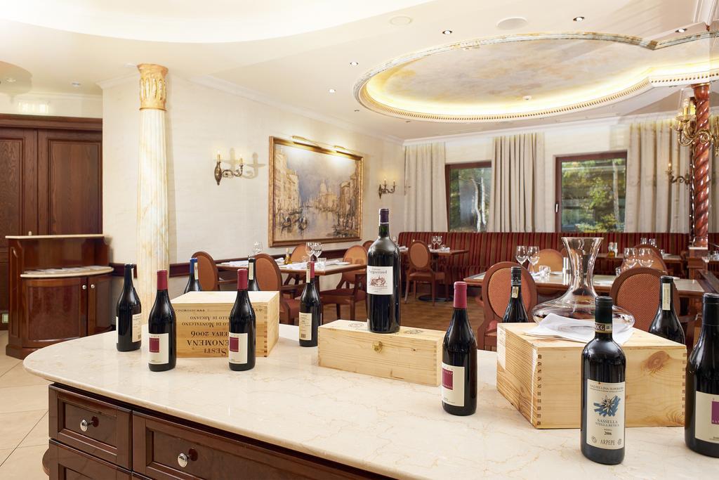 Retro Riverside Wellness Resort Karlovy Vary Exterior photo Wine tasting at the Wine University